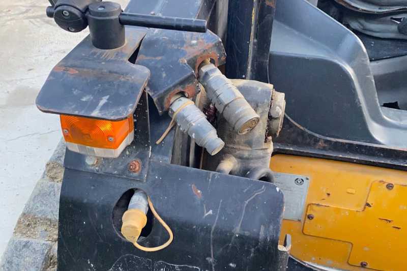 OmecoHub - Immagine JCB 180T-HF